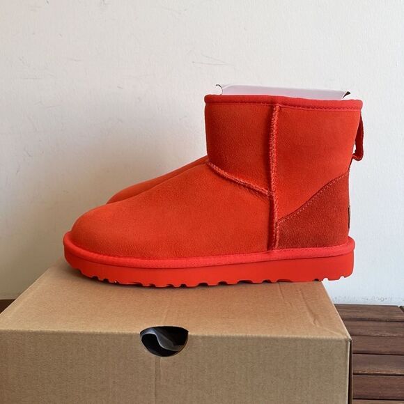 UGG Classic Mini II Hazard Orange Women Size 6 - Picture 11 of 15